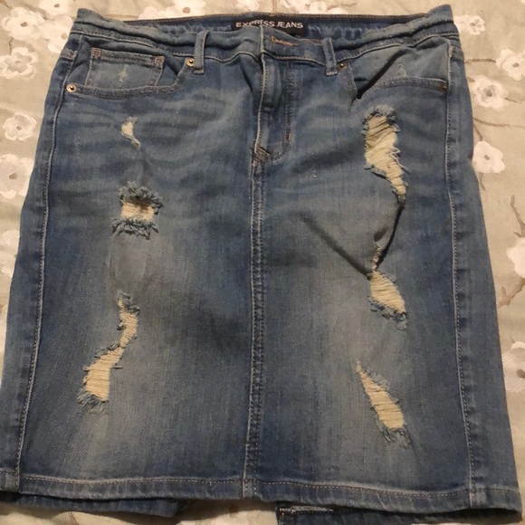 Size 6 denim skirt women’s Express - Picture 2 of 5